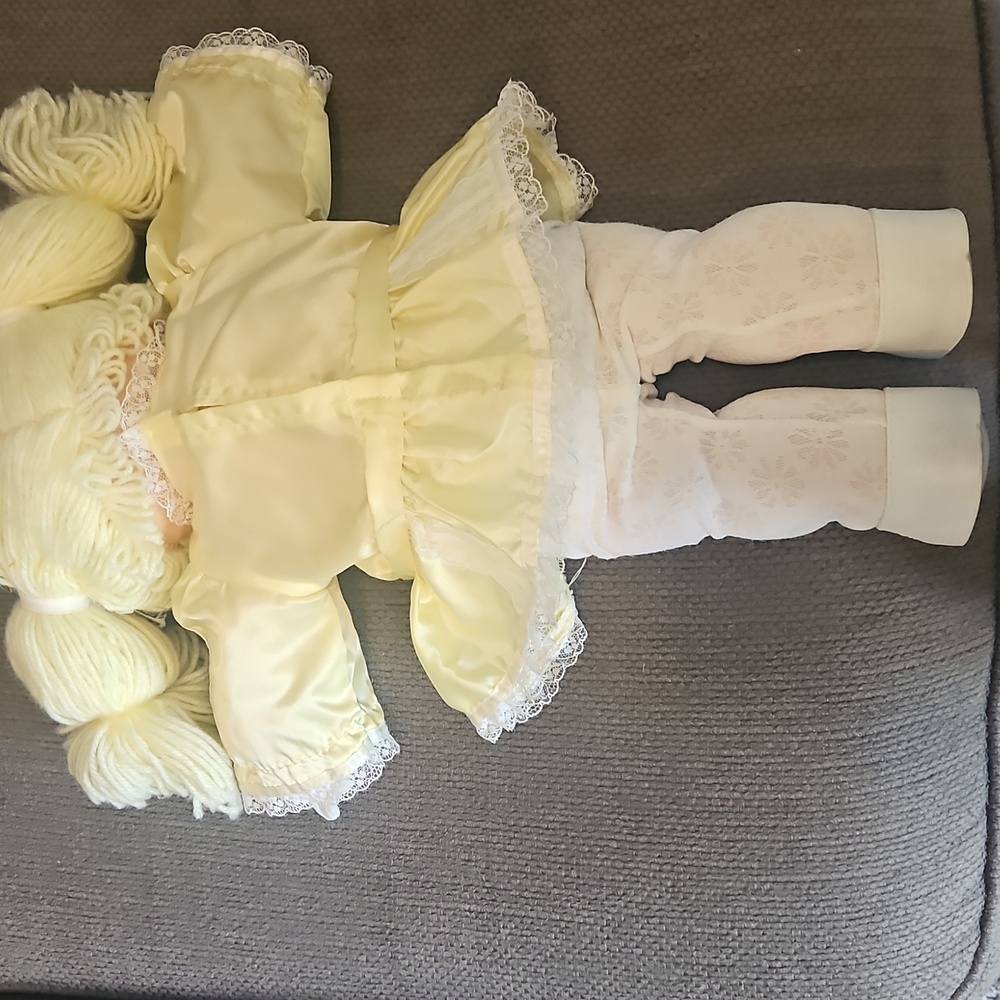 Cabbage Patch Kids Doll in Yellow Dress - Picture 5 of 6
